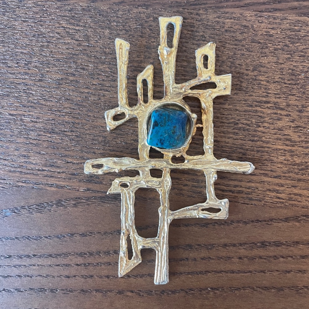 VINTAGE PENDANT WITH BLUE STONE EUC